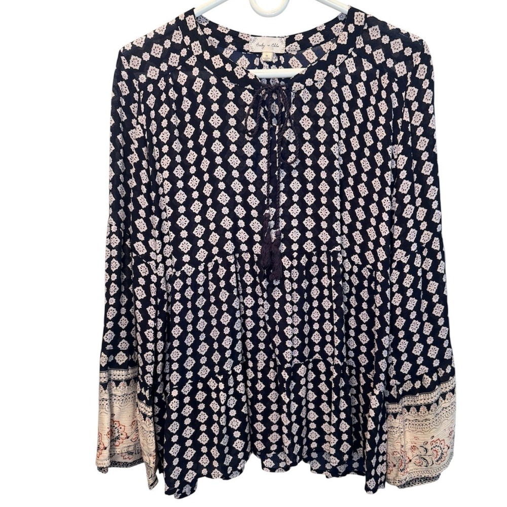 Bailey & Chloe Navy Blue Boho Diamond Print Tassel Tiered Peasant Top Medium